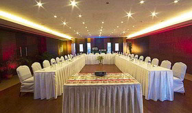 Super Townhouse Koyambedu