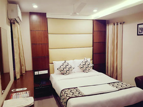 Santhi Bhavan