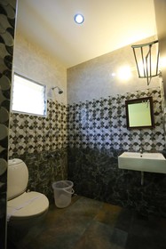 Season 4 Guest House