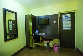 Season 4 Guest House