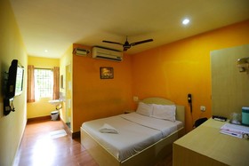 Season 4 Guest House