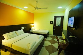 Season 4 Guest House