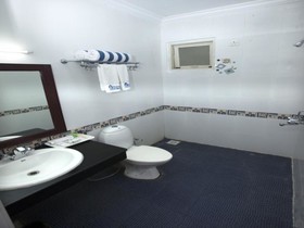 Shelter Beach Resort