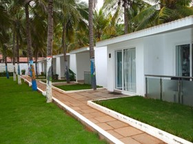 Shelter Beach Resort