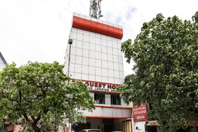 Sjs Guest House by OYO Rooms