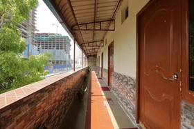 Sri Sai Inn by Oyo Rooms