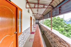 Sri Sai Inn by Oyo Rooms