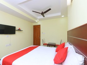 Sri Sai Nivas Inn