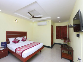Sri Sai Nivas Inn