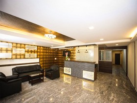 Star Holiday Inn by Nexstay