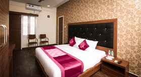 Star Holiday Inn by Nexstay