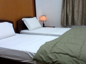 Taj Kazura