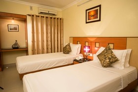 TazKamar Inn