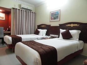 TazKamar Inn