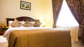 TazKamar Inn