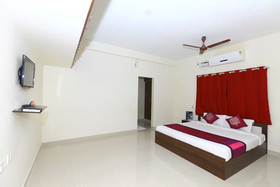 The Cozee Stay by OYO Rooms