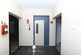 The Cozee Stay by OYO Rooms