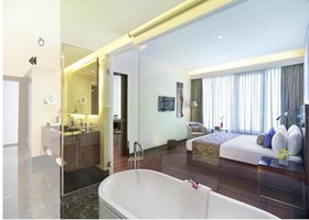 Vivanta Chennai, IT Expressway