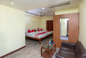 The Mount Riviera Hotel by OYO Rooms