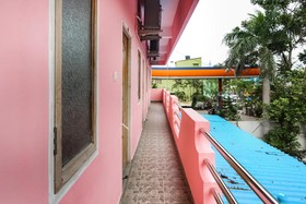 Thirugnanasamandham Rooms by OYO Rooms