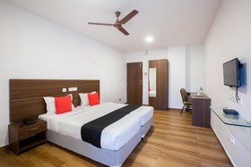 Tiara Grand by OYO Rooms