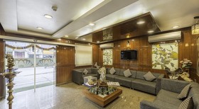 Treebo Saravana Boutique Inn