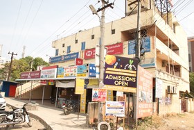 Ulo Raj Residency