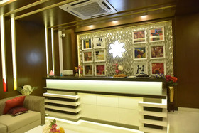 White Park Business Class Hotel