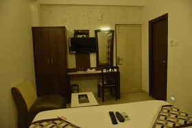 White Park Business Class Hotel