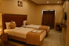 Hotel Bairav Grand