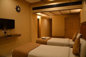 Hotel Bairav Grand