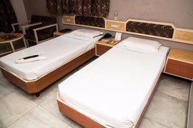 Hotel Saratha Rajans