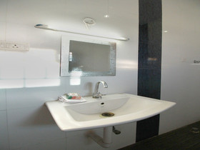 Hotel Vaani Villa by OYO Rooms