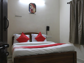 Navanna Residency By OYO Rooms