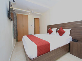 OYO 14715 Serene Inn