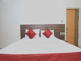 OYO 14715 Serene Inn