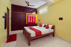 OYO 18456 Anugraha Vasantham