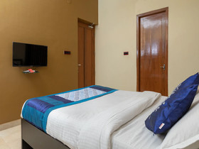 Royal Stay Service Apartments by OYO Rooms
