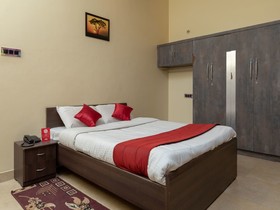 Royal Stay Service Apartments by OYO Rooms