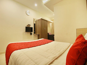 Sathya Lodge By OYO Rooms