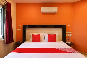 Sri Annapoorna Towers by OYO Rooms