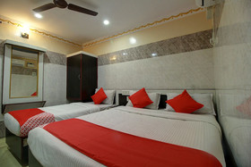 Sri Jayaram Lodge by OYO Rooms