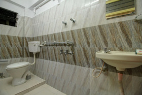 Sri Jayaram Lodge by OYO Rooms