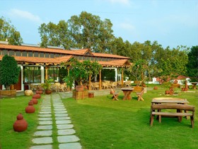 Chariot Beach Resort