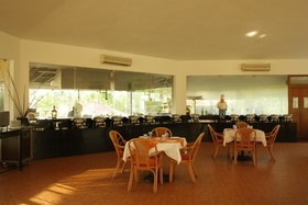 Chariot Beach Resort