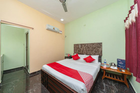 OYO 23082 Sg Sai Residency