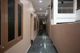 OYO 23398 Hotel Sri Murugan