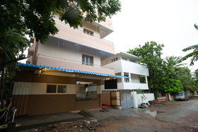 OYO 23398 Hotel Sri Murugan