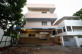 OYO 23398 Hotel Sri Murugan