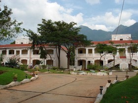 Avana Resort